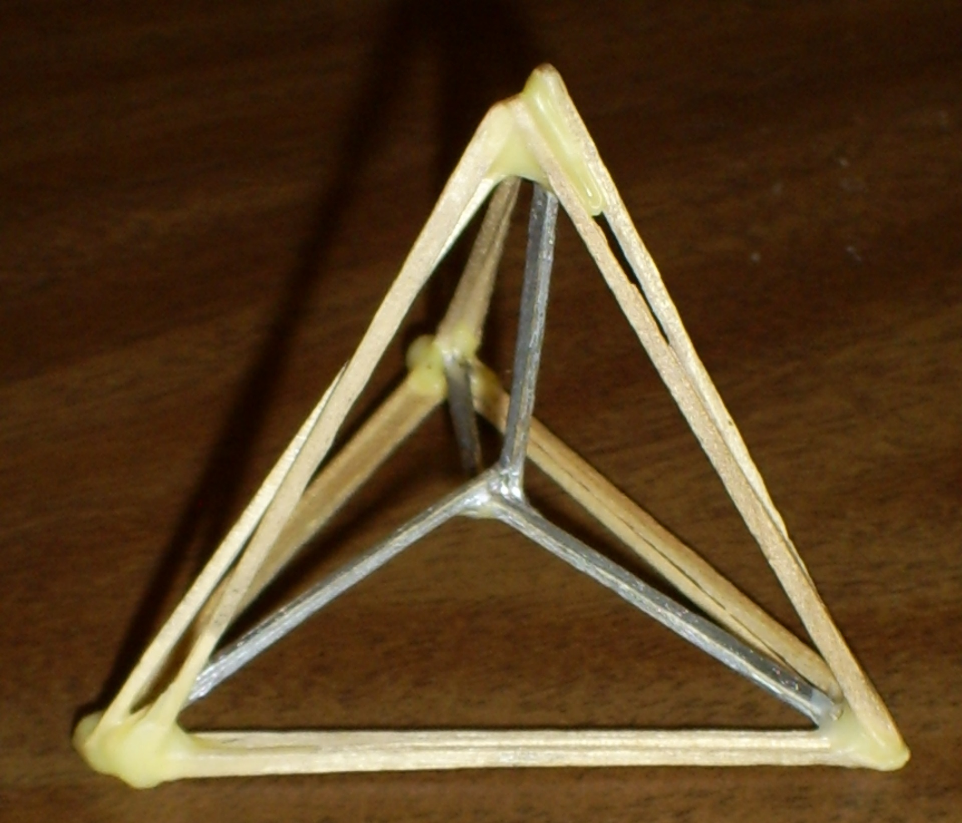 tetrahedron 4d